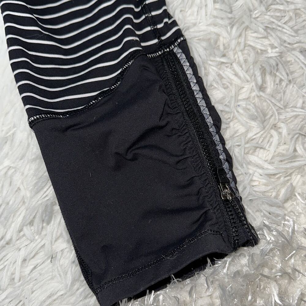 Lululemon Runday Crop Parallel Stripe - Picture 2 of 8